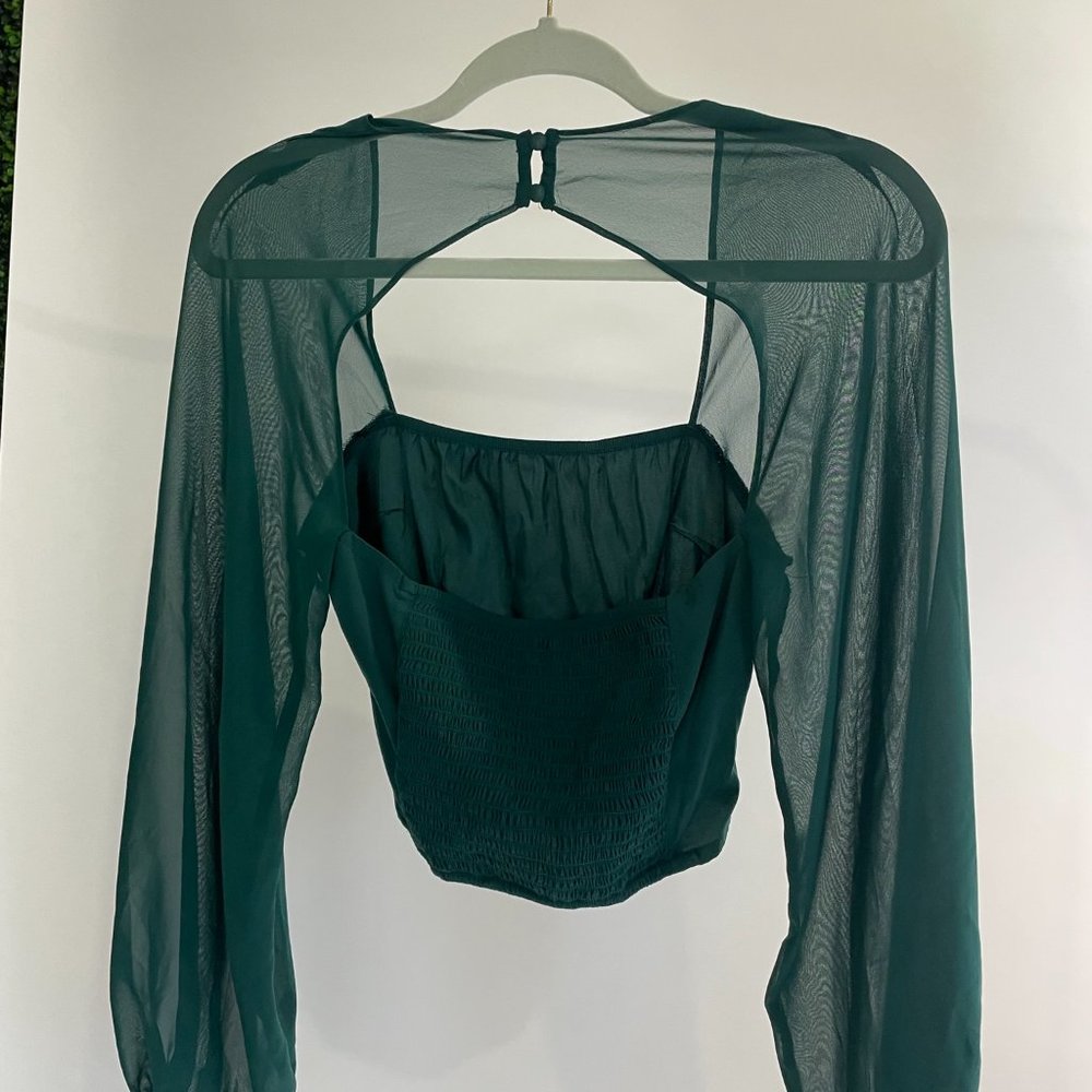 Express Crop Top - Picture 5 of 9